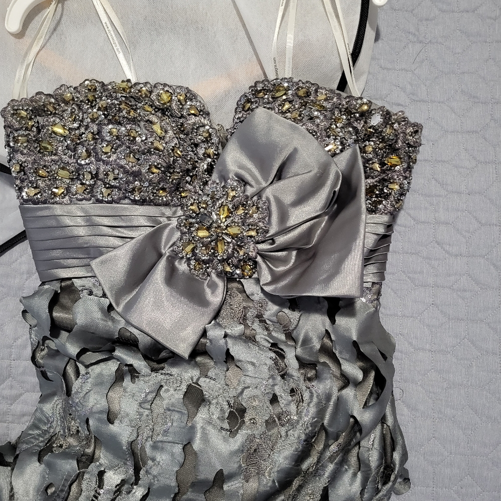 Strapless Grey prom dress